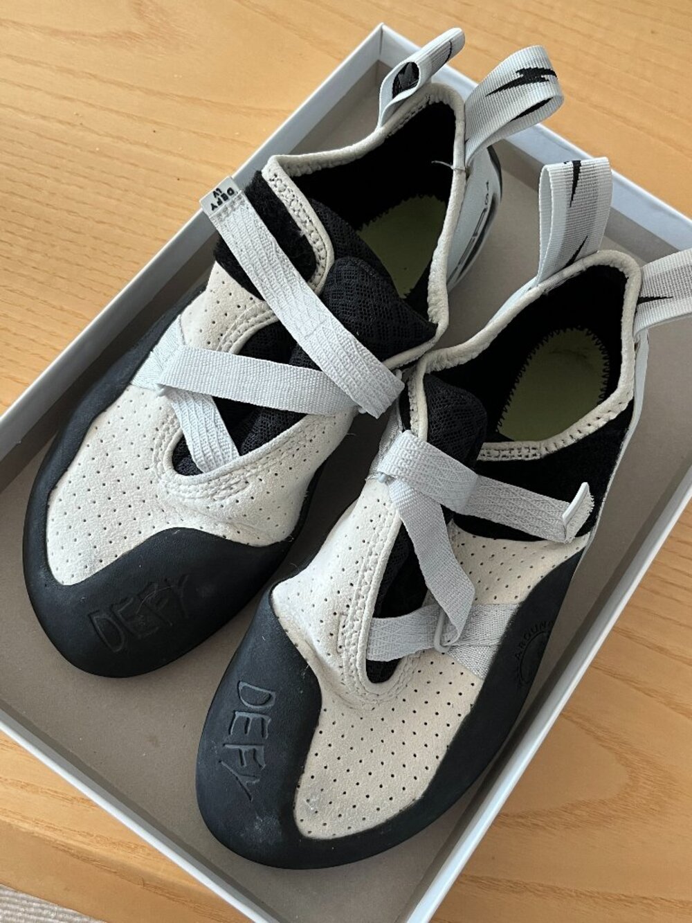 Evolv Defy LV Climbing Shoe - Womens 8.5